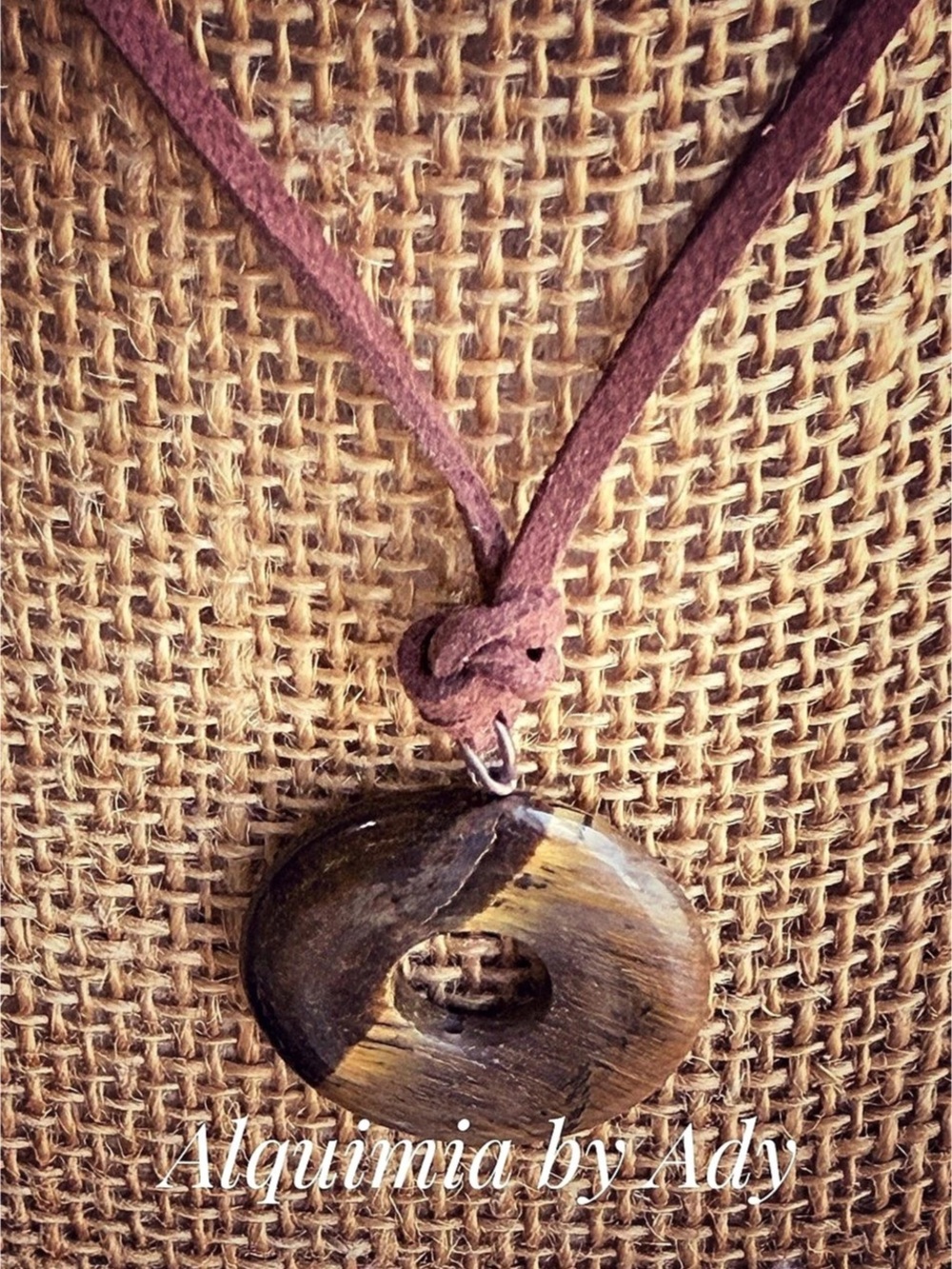 Tigerโs eye Pendant Necklace in Brown Suede + New